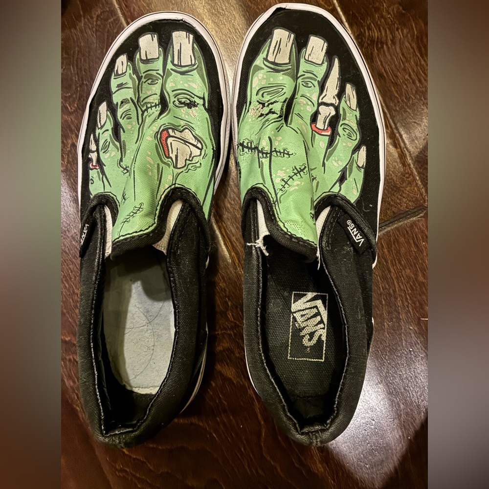 Kids Vans Shoes -Glow in the dark, limited edition zombie slip-on vans.